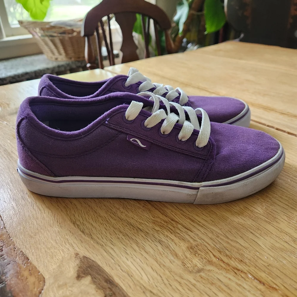 Vintage Adio Purple Women's Size 7.5 Canvas Skateboard Sneakers‎